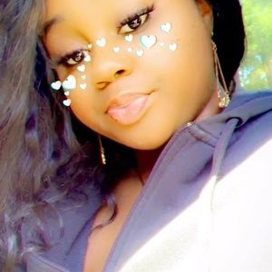 Meet your Posher, Kay